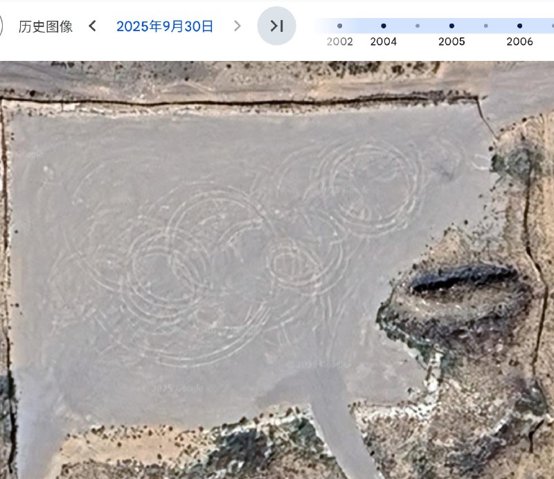 甚至预测下，第二季会有飙车戏（然后第三季就被砍了