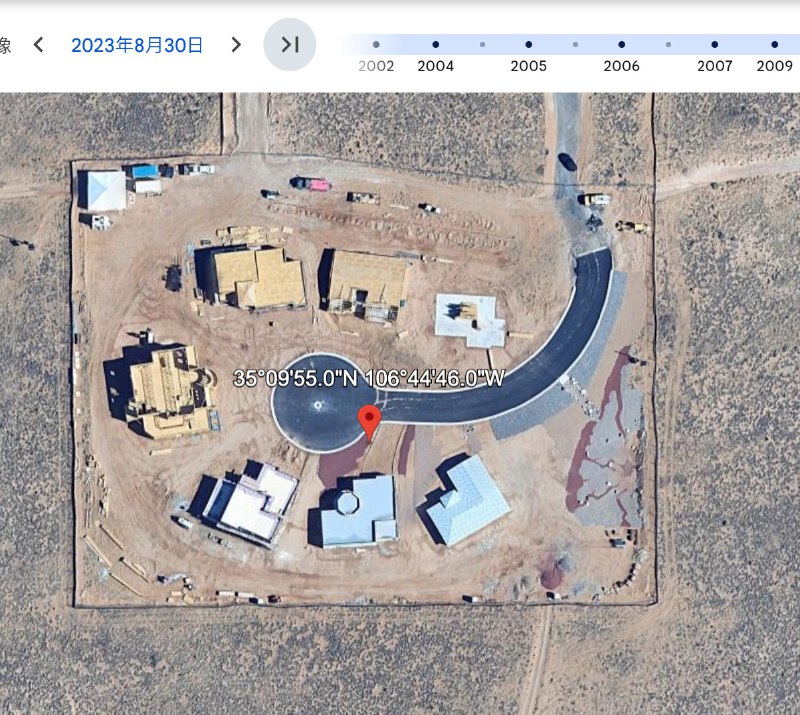 23年的5月还是空地，8月就可以看到是半施工完了23年的5月还是空地，8月就可以看到是半施工完了