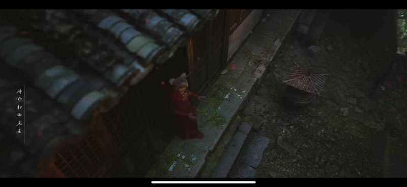 黑悟空的这个蜘蛛精宣传片的质量还是不错的，最让我欣喜的细节是，横屏模式下，左侧的歌词，是在手机的刘海safearea里的 不知道是用心了还是巧合