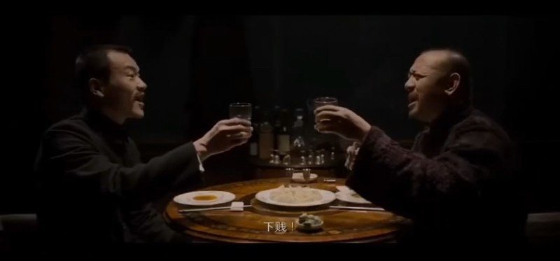 刚刚和人聊天就很感慨，顺手发了个qq空间，然后想找个图，然后翻了一下就点了这个，突然就觉得自己说的话可以解读成影射武汉日记，因为电影里上一幕就是说日记的